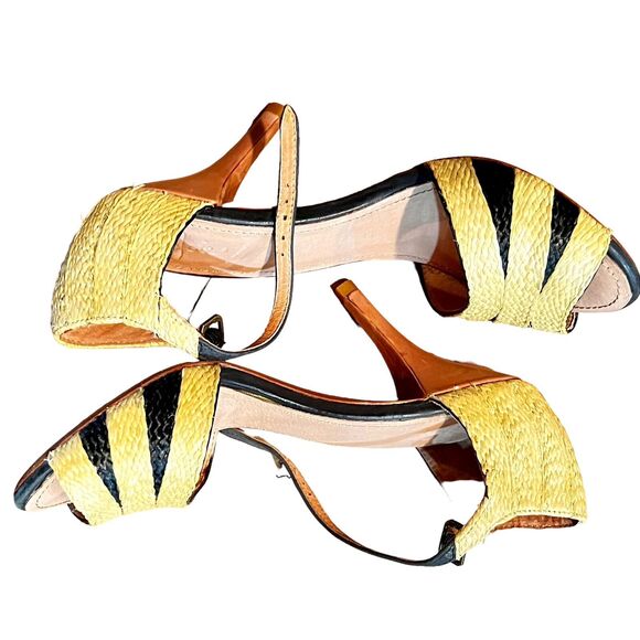 Joie Black and Tan Heels - Picture 9 of 10